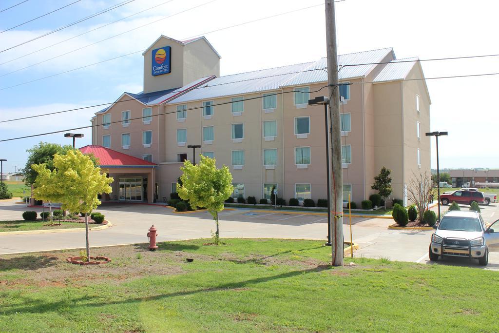 Comfort Inn & Suites Элк-Сити Экстерьер фото