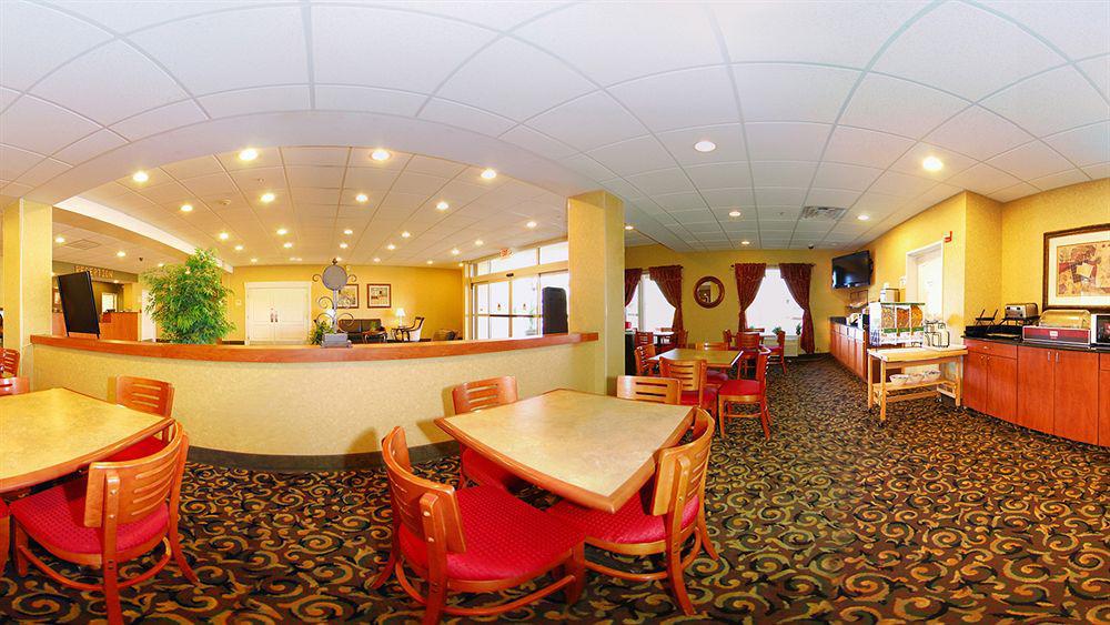 Comfort Inn & Suites Элк-Сити Экстерьер фото